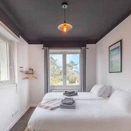 Bed & Breakfast Hah Lay Surf House Bidart
