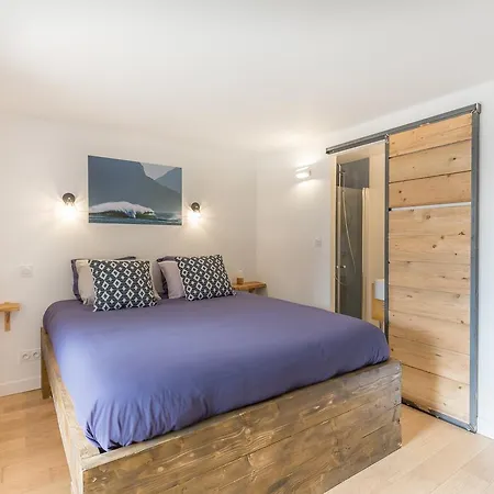Bed & Breakfast Hah Lay Surf House *